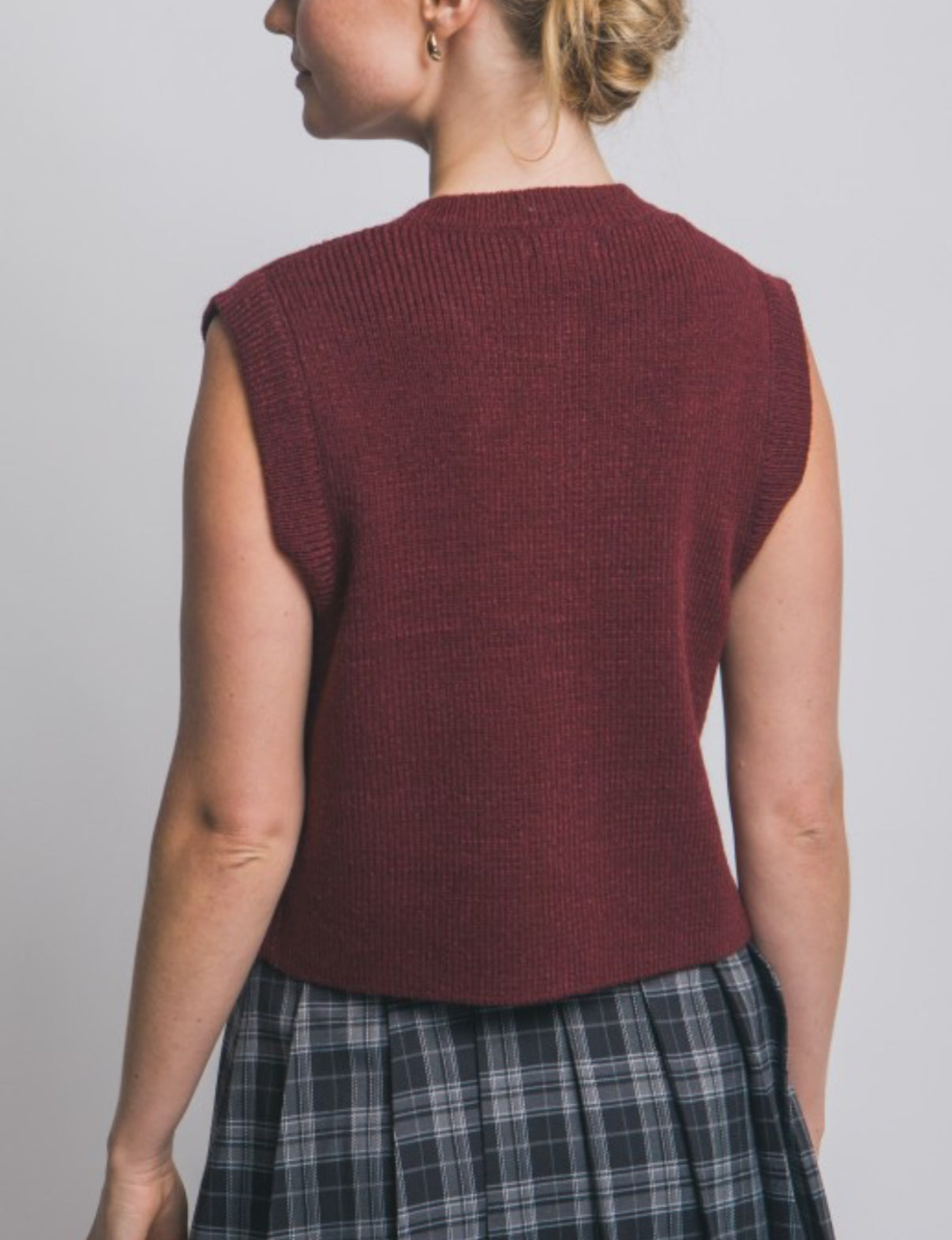 Sleeveless Knit Sweater Vest