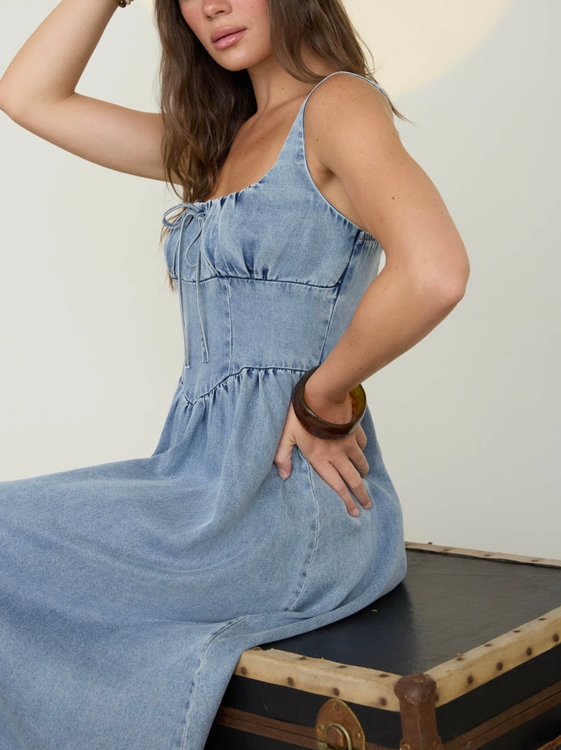 DENIM SLEEVELESS CORSET DETAIL MIDI DRESS